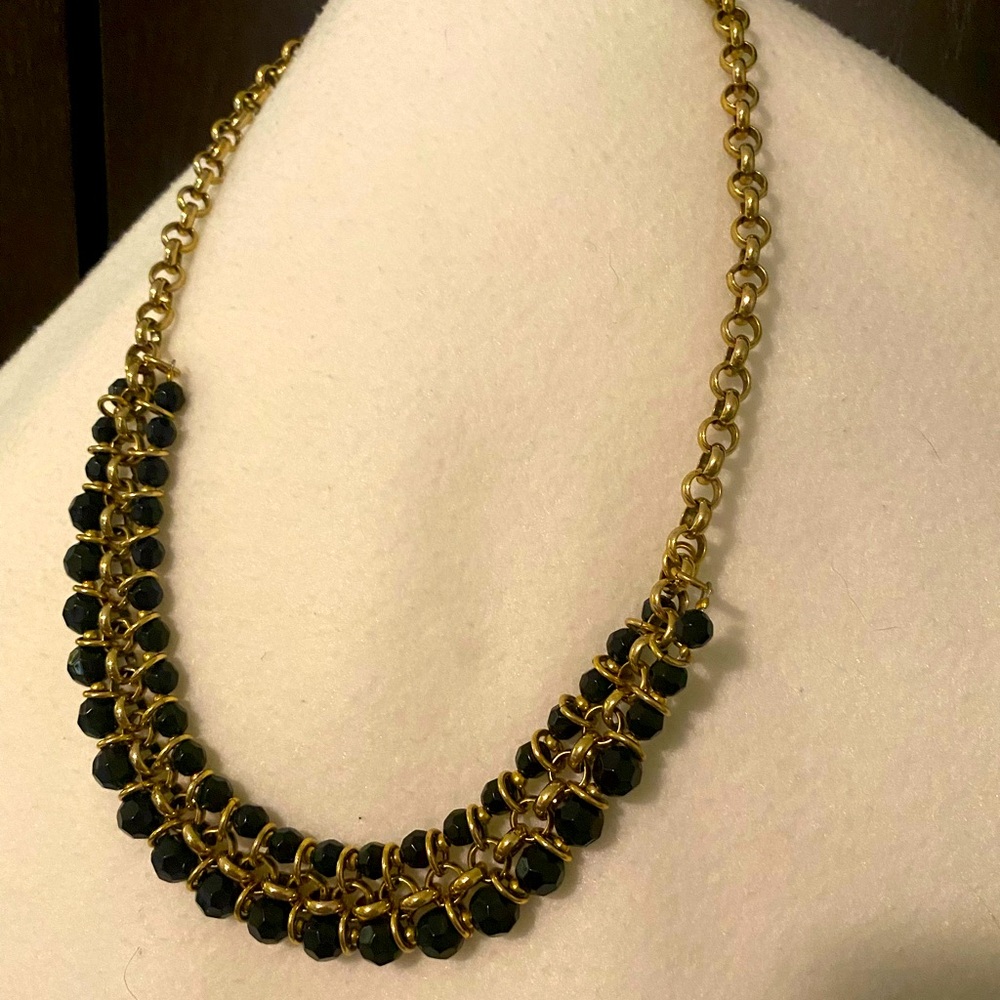 Black beaded Bijoux Terner stunning necklace